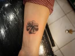 small-tattoo-001