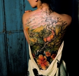 21_m-tree-girl-crane-back-tattoo