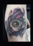 normal_leg-tattoo_m_eye_leg-img1851