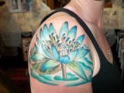 beautiful-water-lily-on-shoulder-b98b69825c44288af2e301b1aa3334864ce50e89