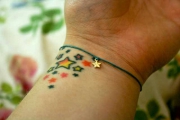 star-tattoos-on-the-wrist-2