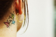 cute-neck-tattoo-for-women3
