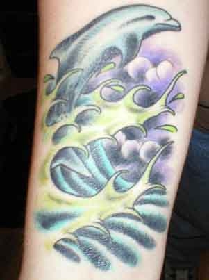 dolphin-tattoo-design
