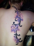 tatu-tsvetov-na-spine