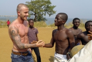 SOCCER-BECKHAM/LEONE